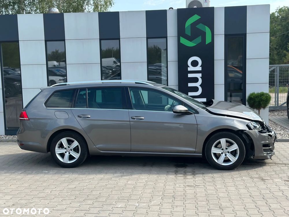 Volkswagen Golf - 5