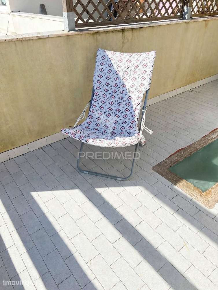 Monte da Caparica Moradia T3 remodelada, terraço, roupeiros - Grande imagem: 2/15