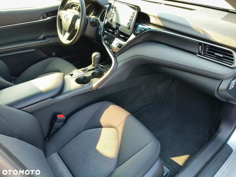 Toyota Camry 2.5 Hybrid Comfort CVT - 13