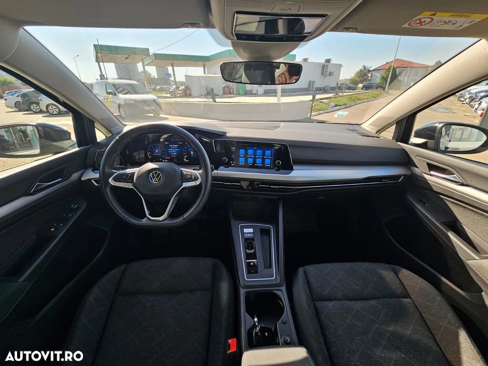 Volkswagen Golf 1.0 eTSI DSG MHEV Life - 6