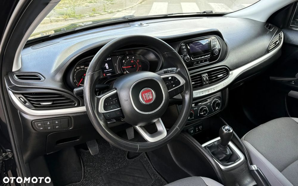 Fiat Tipo 1.3 MultiJet Lounge - 19