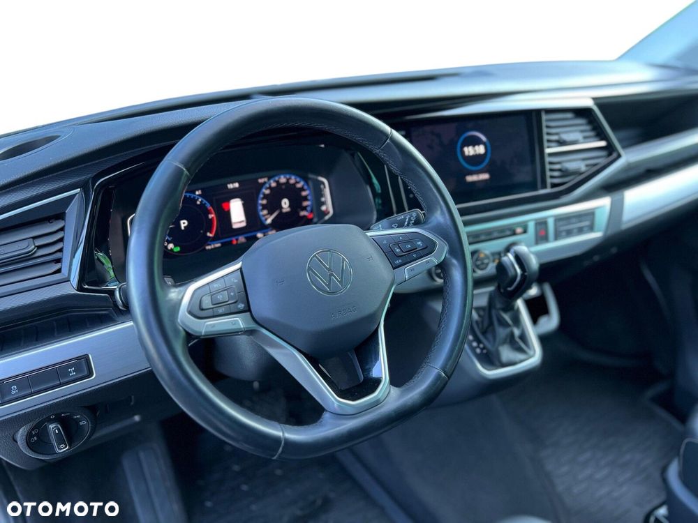 Volkswagen Multivan - 12
