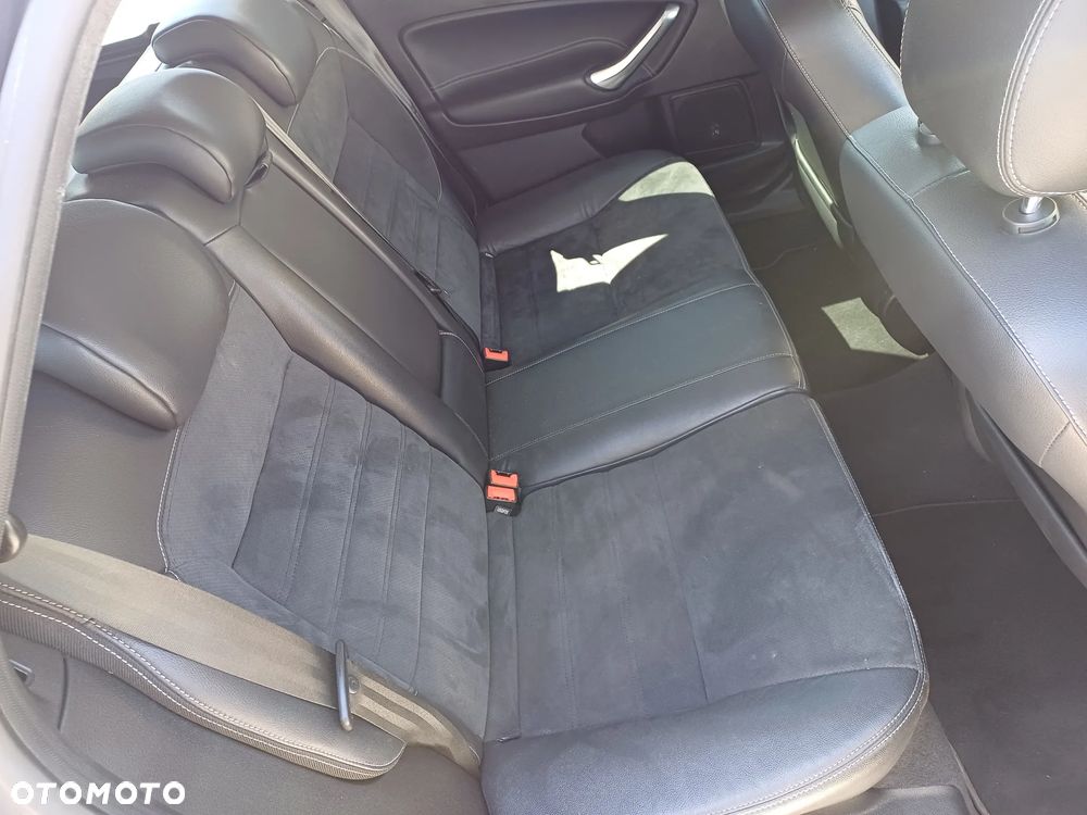 Ford Mondeo 2.0 TDCi Titanium S - 10