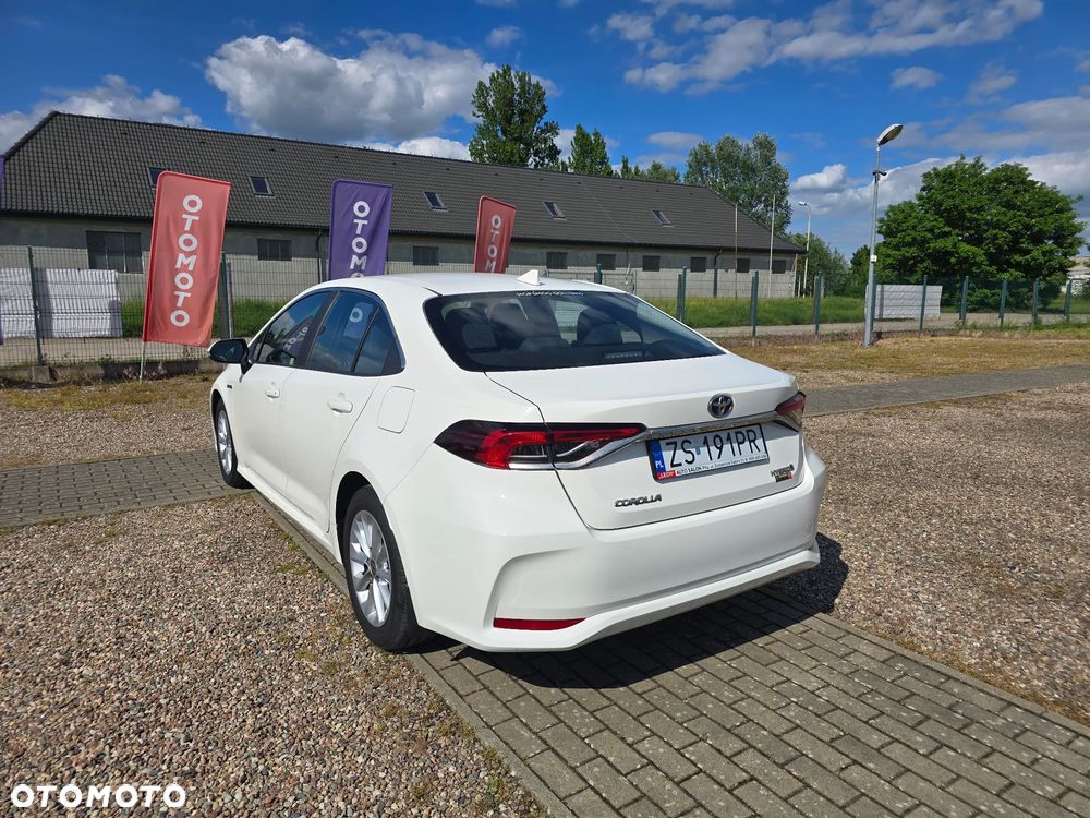Toyota Corolla 1.8 Hybrid Comfort - 8