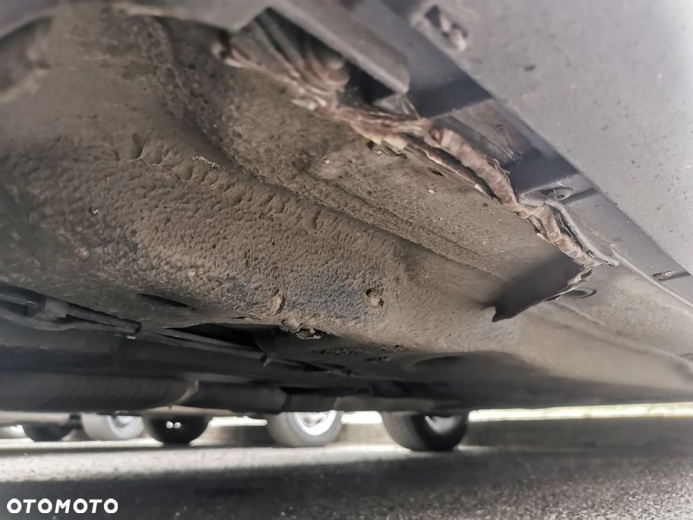 Audi A6 Avant 2.4 - 11