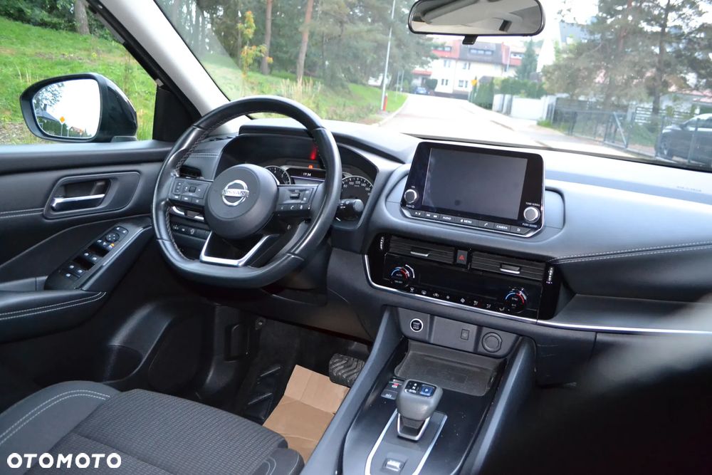 Nissan Qashqai 1.3 DIG-T N-Connecta DCT - 7