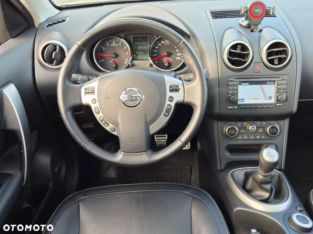 Nissan Qashqai 2.0 4x4 Tekna Premium - 21