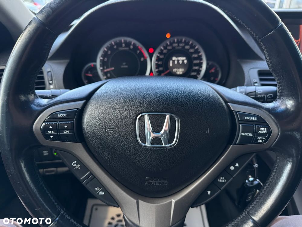 Honda Accord 2.0 Elegance Nav - 11