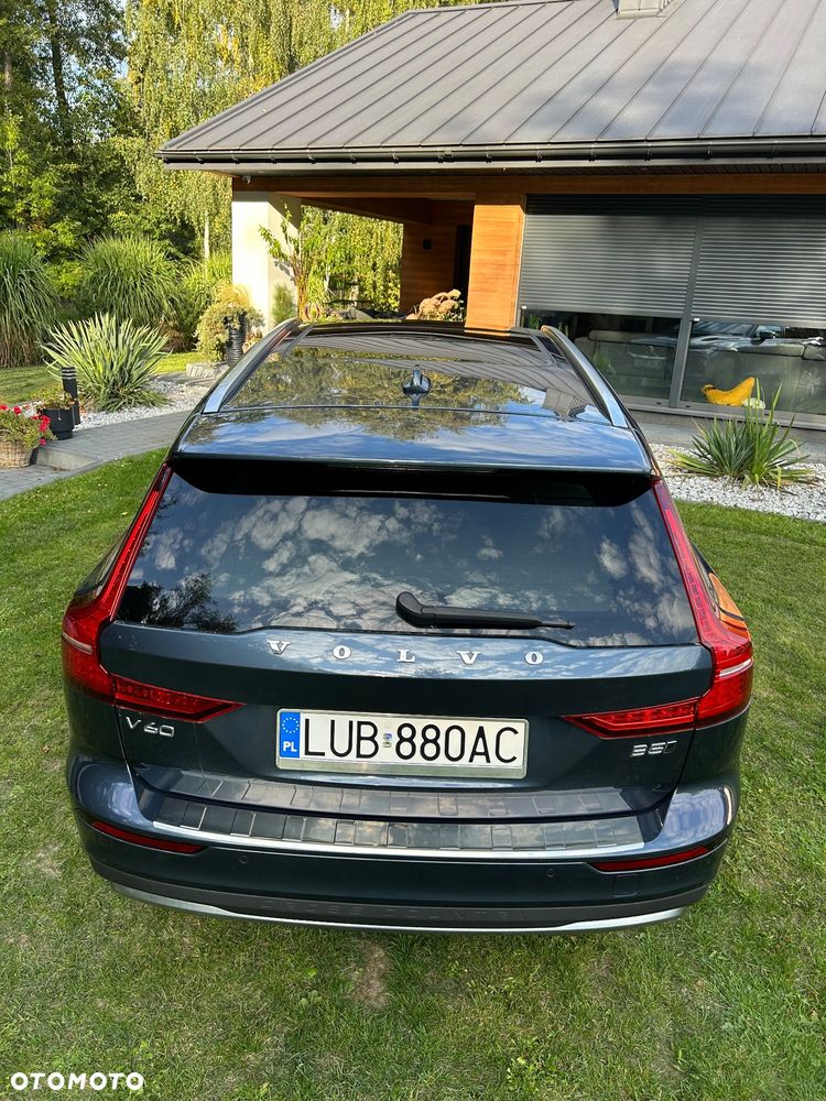 Volvo V60 Cross Country - 27