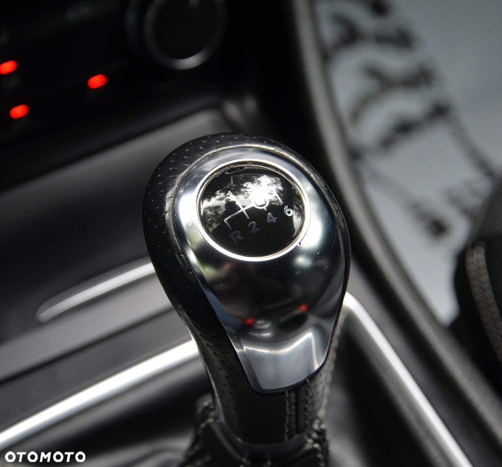 Mercedes-Benz Klasa A 180 (BlueEFFICIENCY) - 20