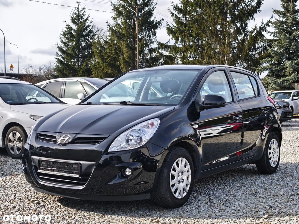 Hyundai i20 1.2 FIFA WM Edition - 1