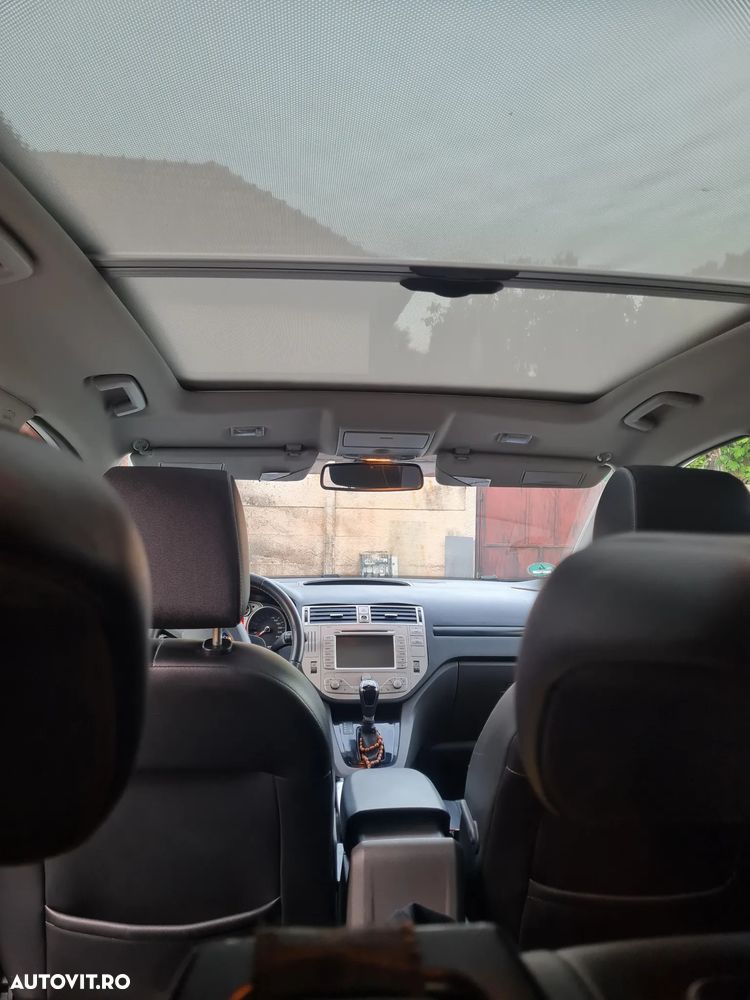 Ford Kuga - 15