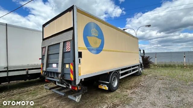 Mercedes-Benz AXOR 1824 - 5