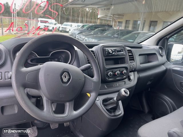 Renault TRAFIC LONGA 2.0 120cv - 8