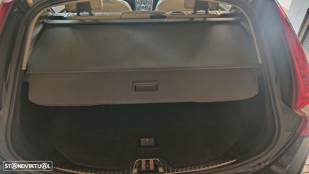 Volvo V60 2.0 D3 Momentum - 9