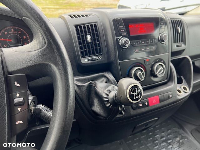 Peugeot Boxer L2H2 7-os. brygadówka doka 2,0 Hdi 130 KM - 20