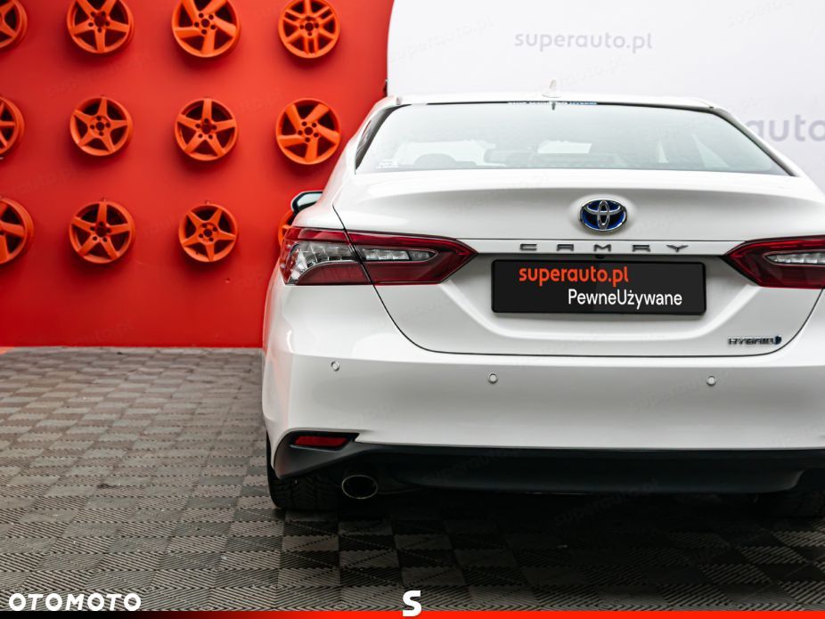 Toyota Camry 2.5 Hybrid Executive CVT - 30