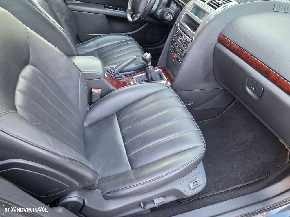 Peugeot 407 SW 2.2 HDi Executive - 22