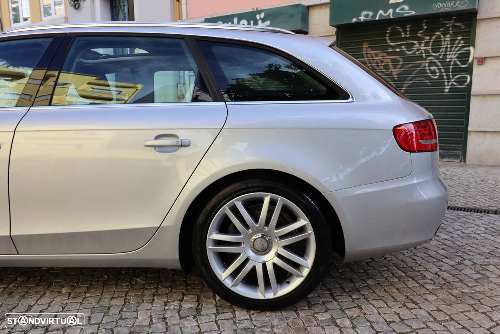 Audi A4 Avant 2.0 TDI 120g DPF Attraction - 9