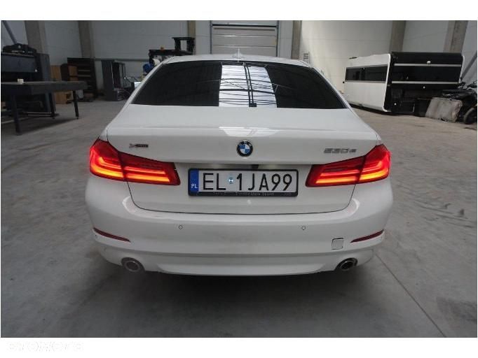 BMW Seria 5 - 13