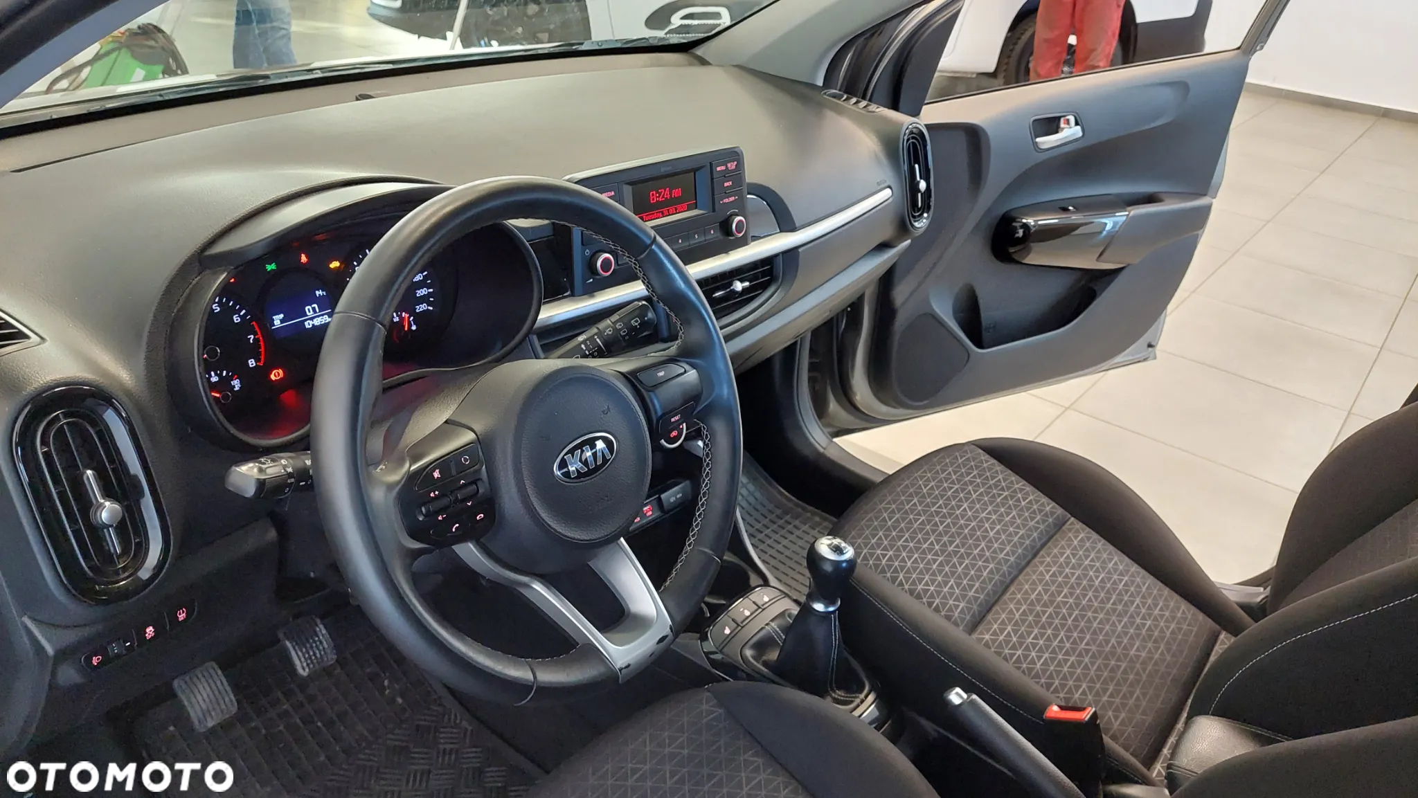 Kia Picanto 1.0 M - 17