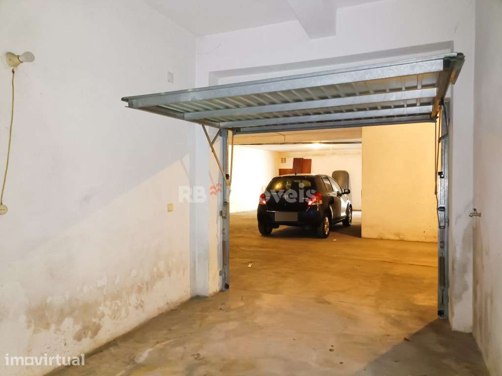Garagem individua com 13 m2, perto da estação do Entroncamento - Grande imagem: 4/5
