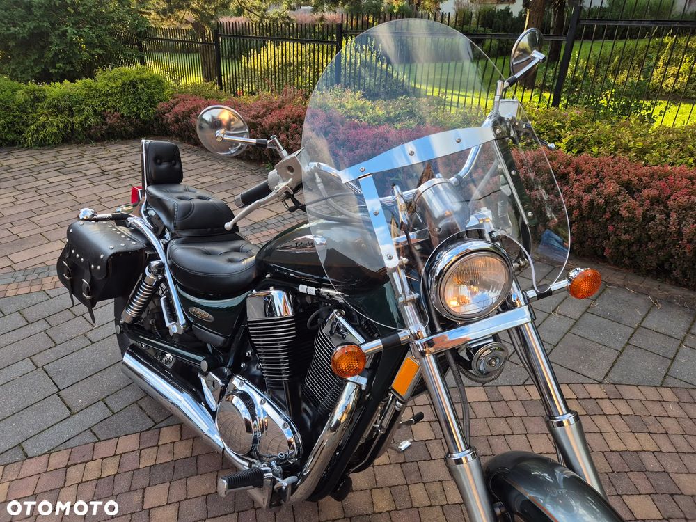 Suzuki Intruder - 27