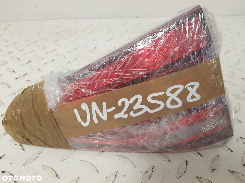 ŁADNA ORYGINALNA TYLNA LAMPA PRAWA  VW TOURAN III 3 5TA  15-24 5TA945308F PRAWY TYŁ - 10