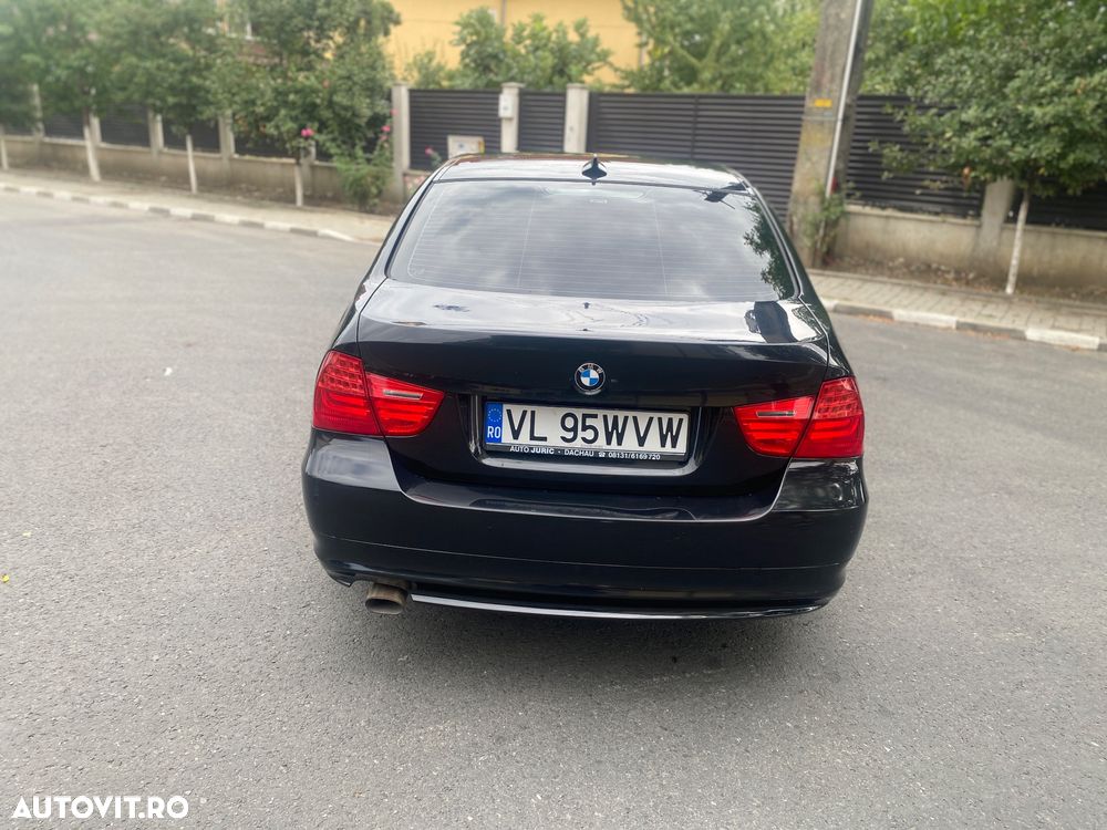 BMW Seria 3 318d DPF Touring Edition Exclusive - 5