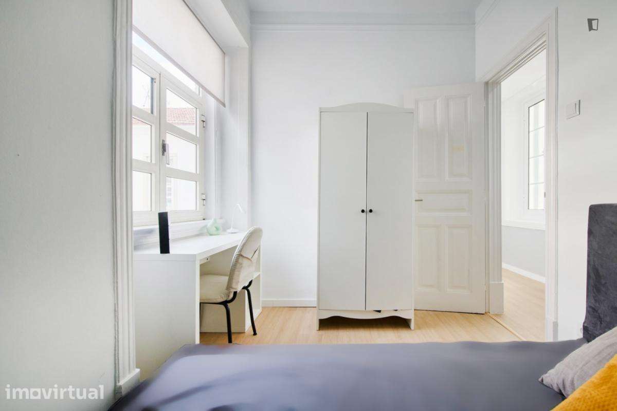Quarto - localizado em Alcântara Lisbon - Grande imagem: 4/28