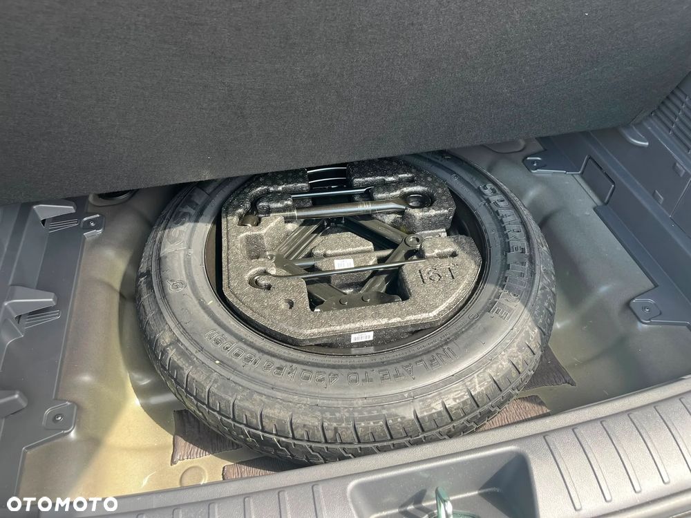 Hyundai Kona - 17