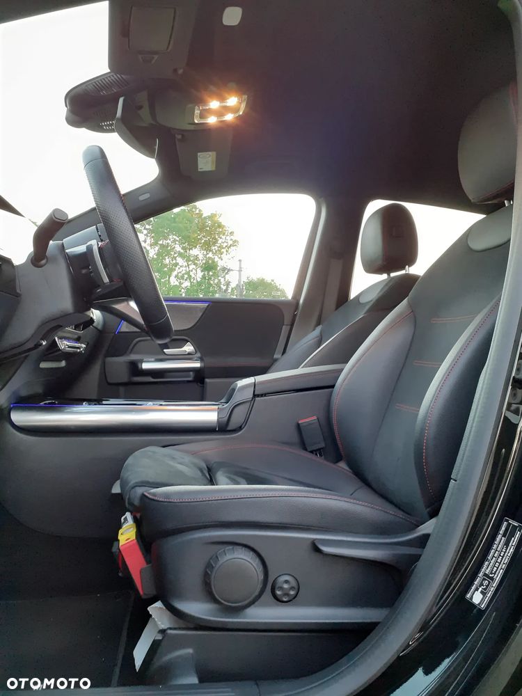 Mercedes-Benz Klasa B 200 d AMG Line 8G-DCT - 18