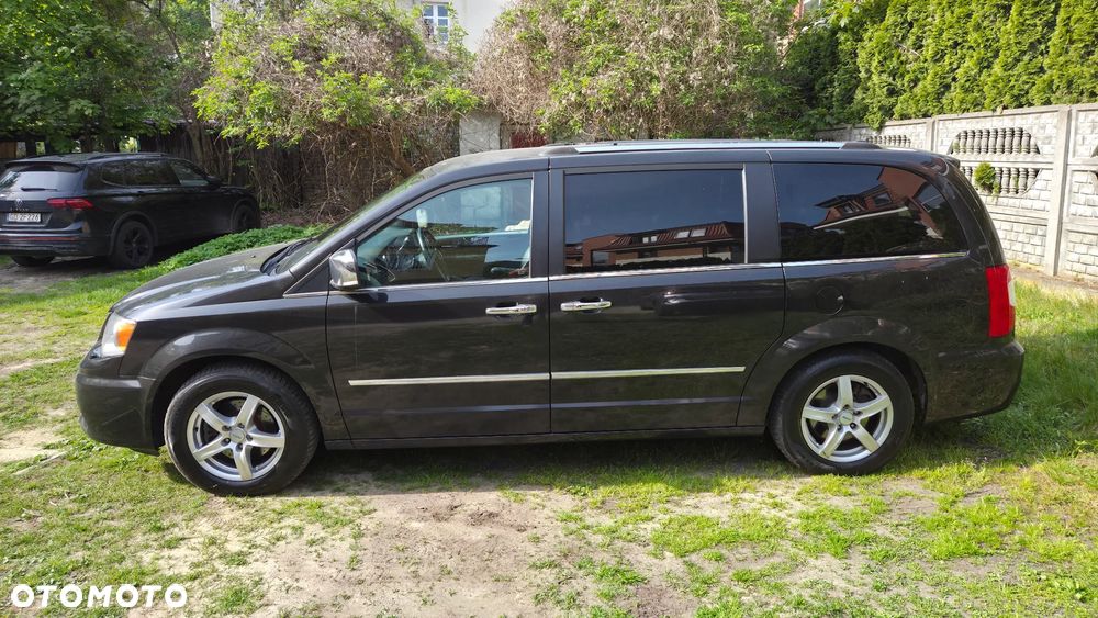 Lancia Voyager 2.8CRD Platinum - 27