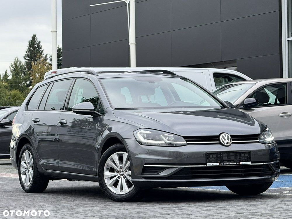 Volkswagen Golf - 2