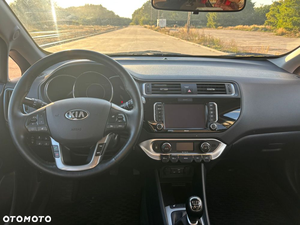 Kia Rio 1.4 Business Line - 11