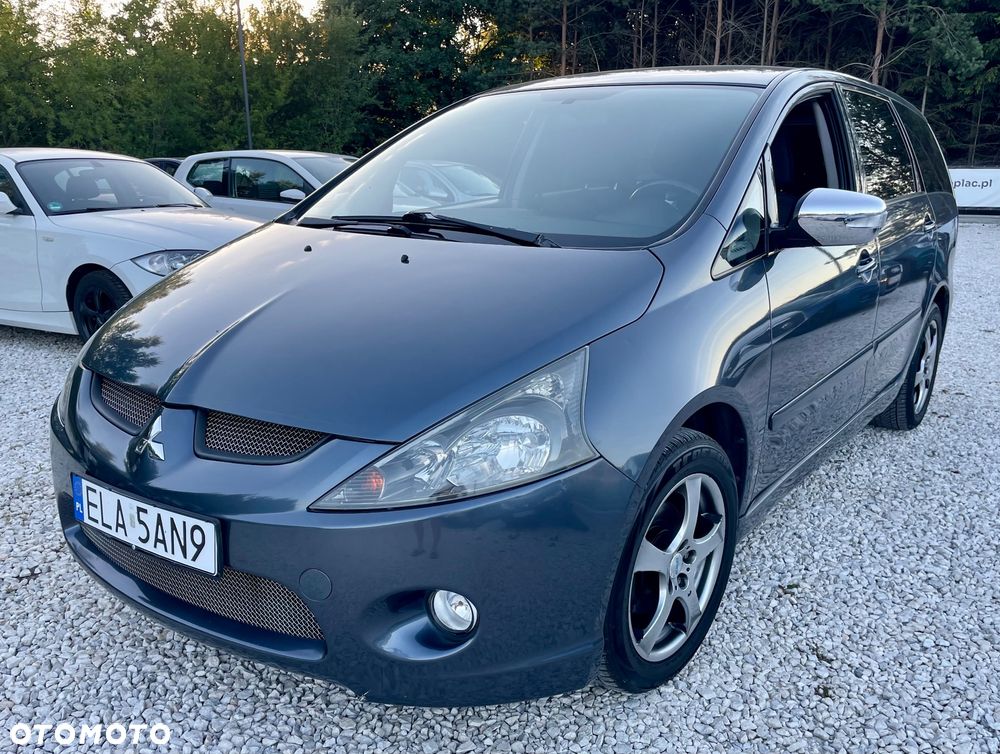 Mitsubishi Grandis 2.4 Inform - 2
