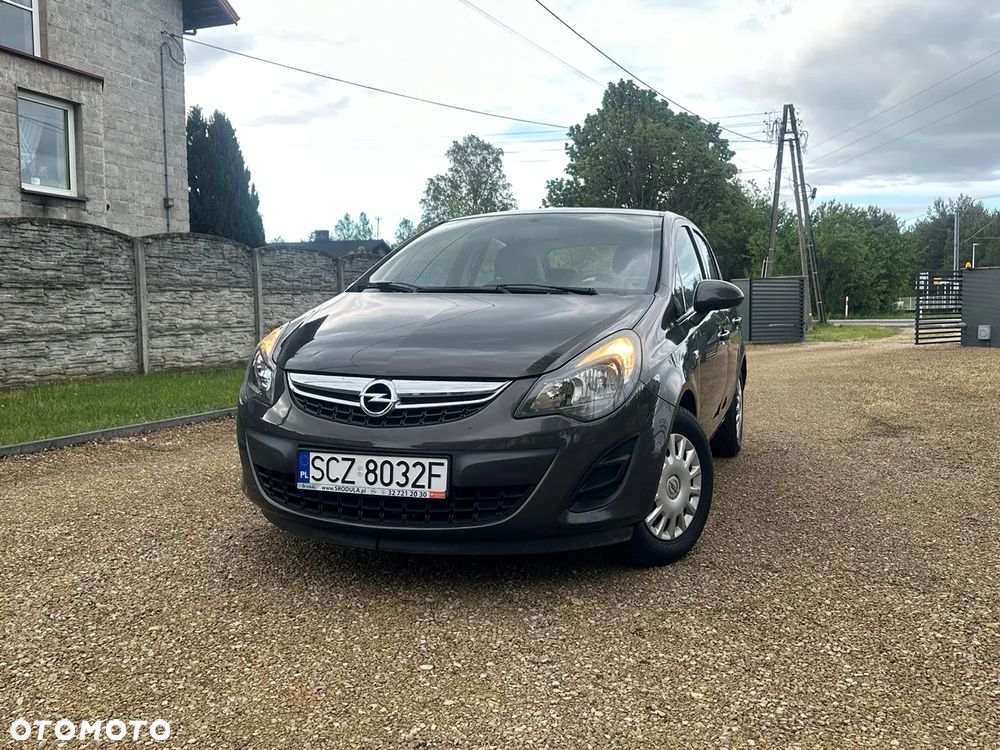 Opel Corsa 1.2 16V Essentia - 1