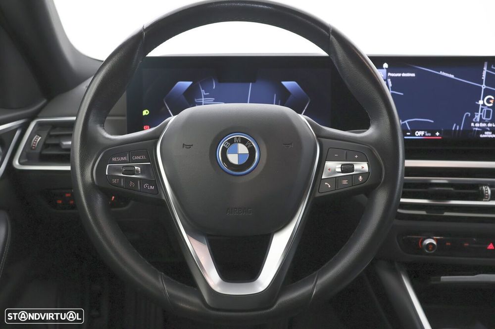 BMW i4 eDrive40 - 18