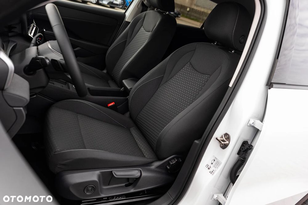 Volkswagen T-Roc 1.5 eTSI Life DSG - 25
