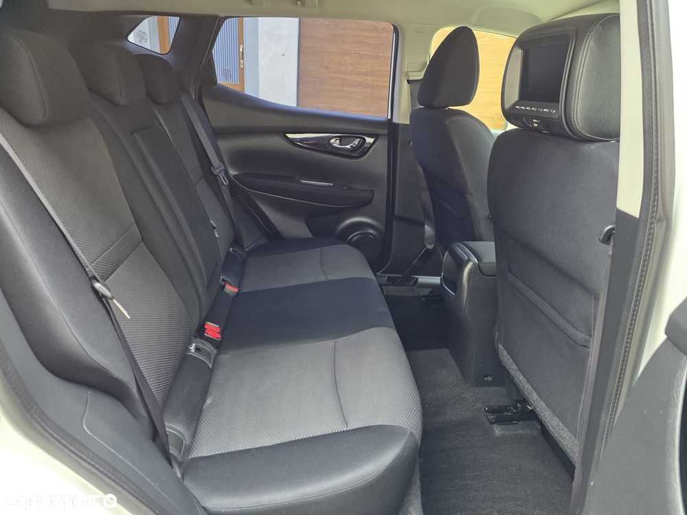 Nissan Qashqai 1.2 DIG-T Acenta EU6 - 13
