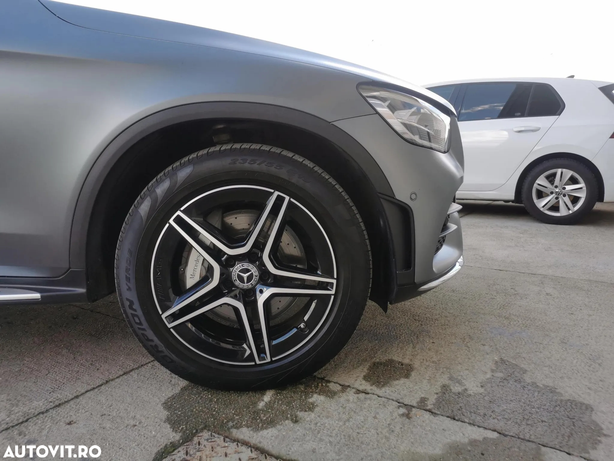 Mercedes-Benz GLC 300 4MATIC - 16