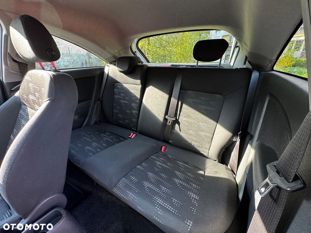 Opel Corsa 1.2 16V Color Edition - 12