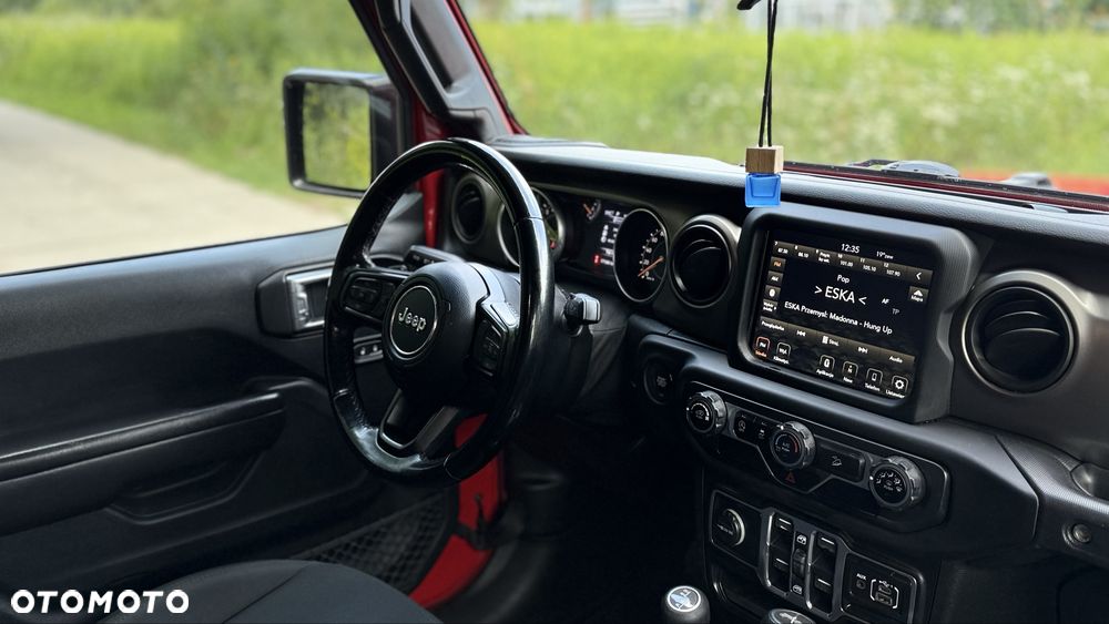 Jeep Wrangler - 6