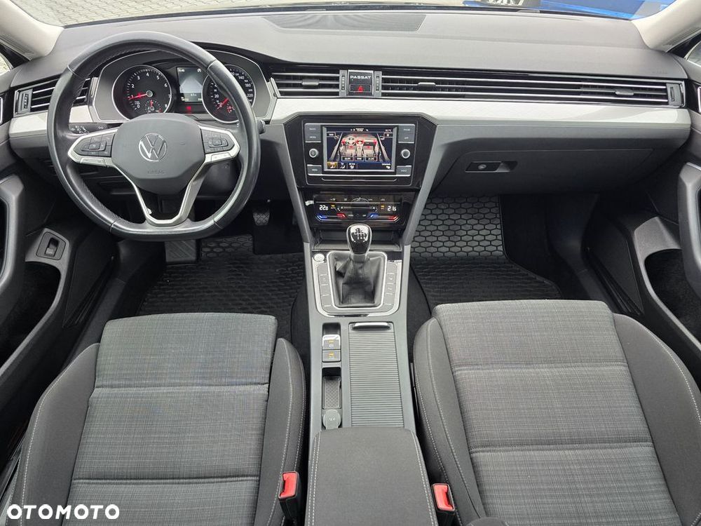 Volkswagen Passat 2022