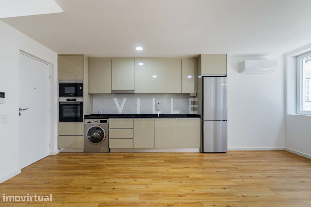 Apartamento T2 Duplex com entradas independentes - Grande imagem: 3/41