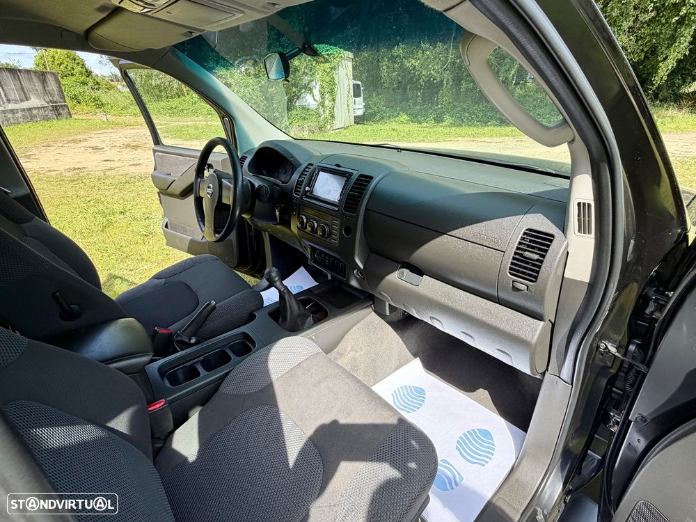Nissan Navara 2.5 dCi CD XE Comfort - 20