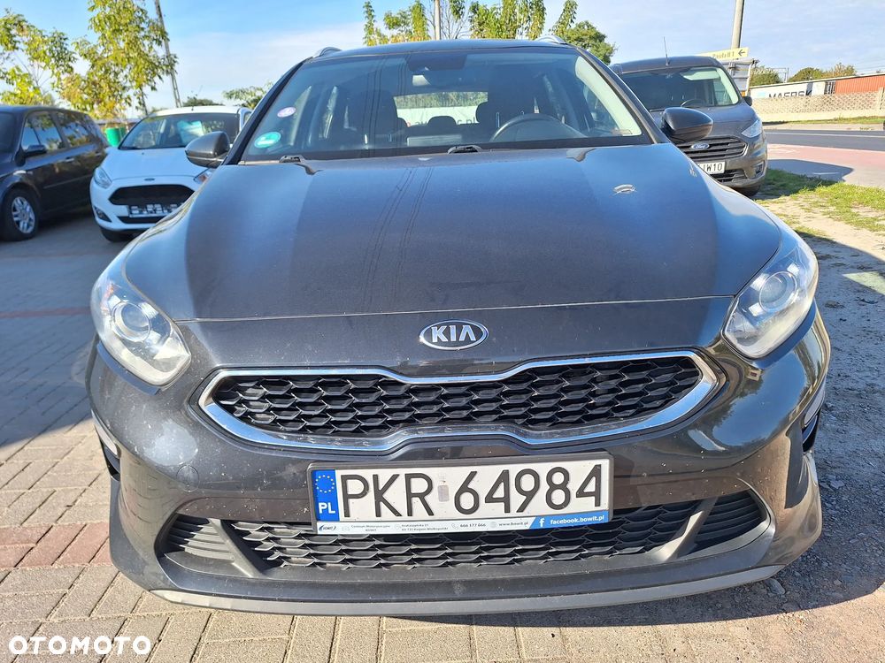 Kia Ceed - 1