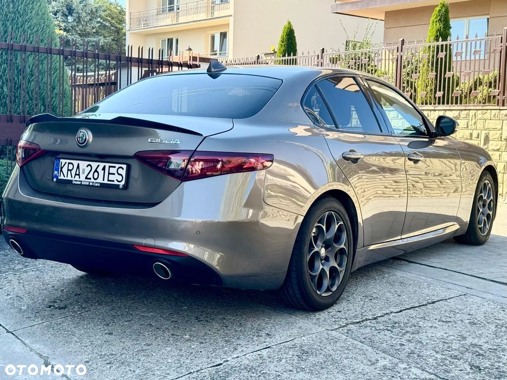 Alfa Romeo Giulia 2.2 D Turbo Super - 5