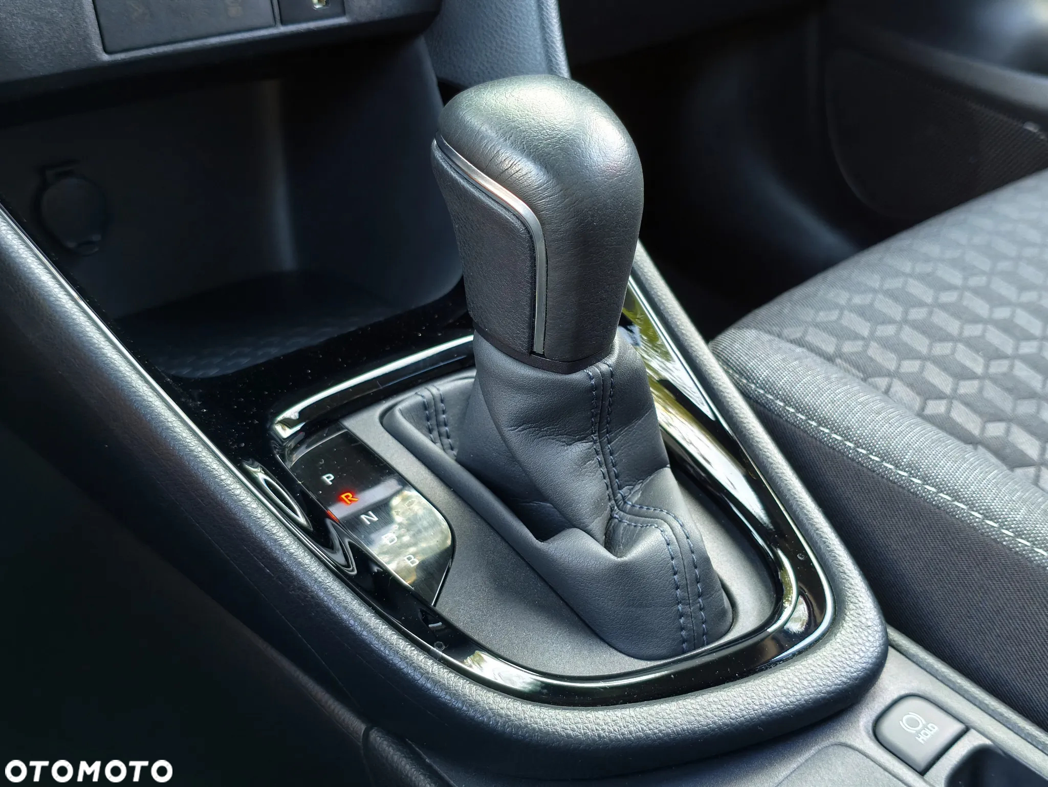 Toyota Yaris Hybrid 1.5 Selection Style - 10