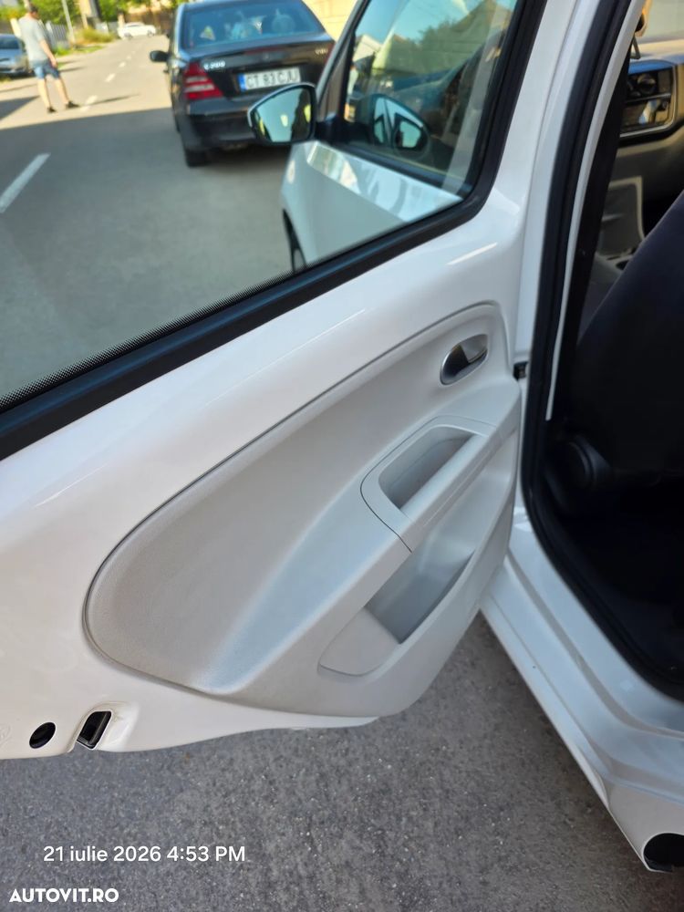 Volkswagen up! - 8